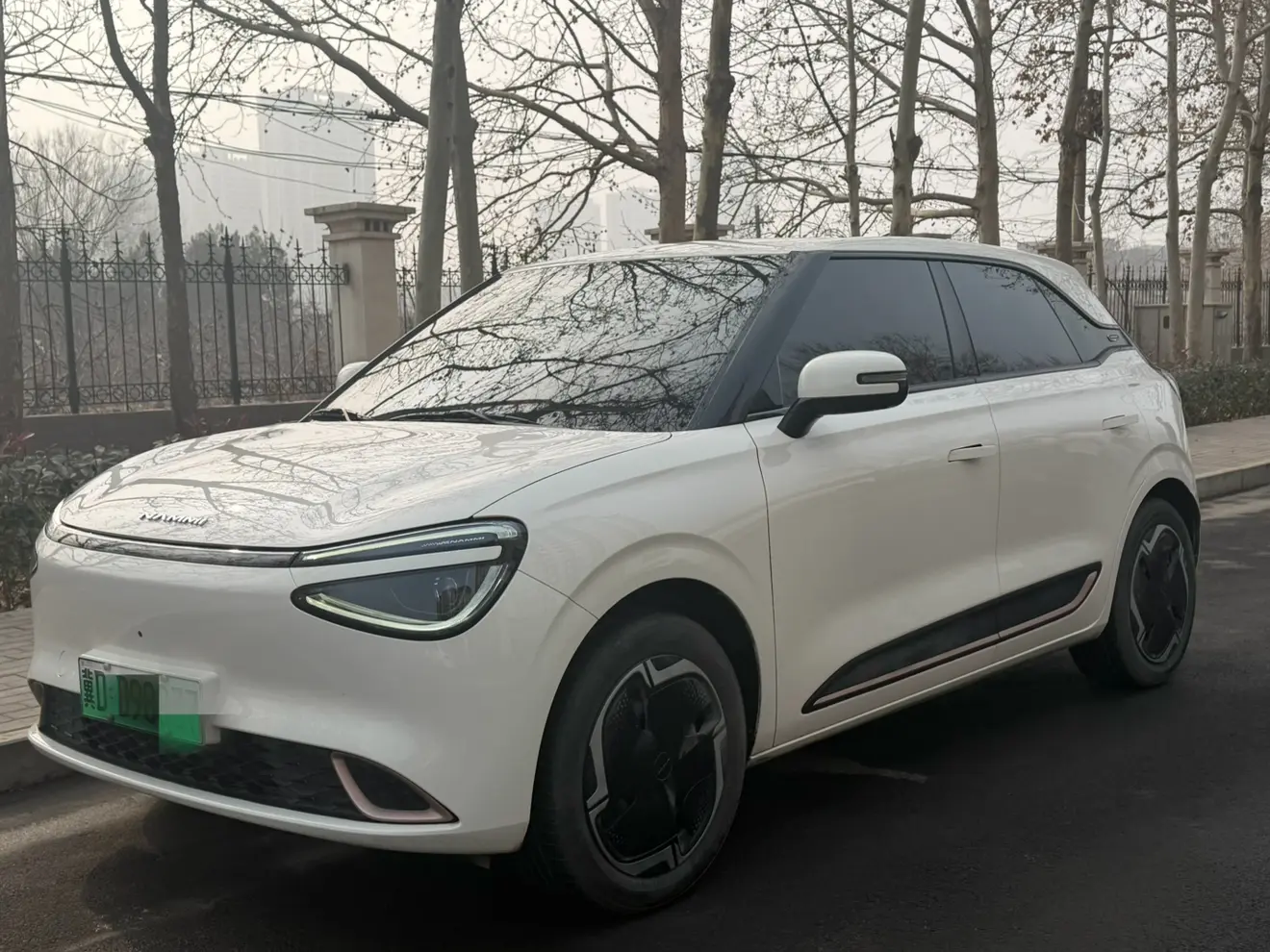 Dongfeng Nano 01  из Китая