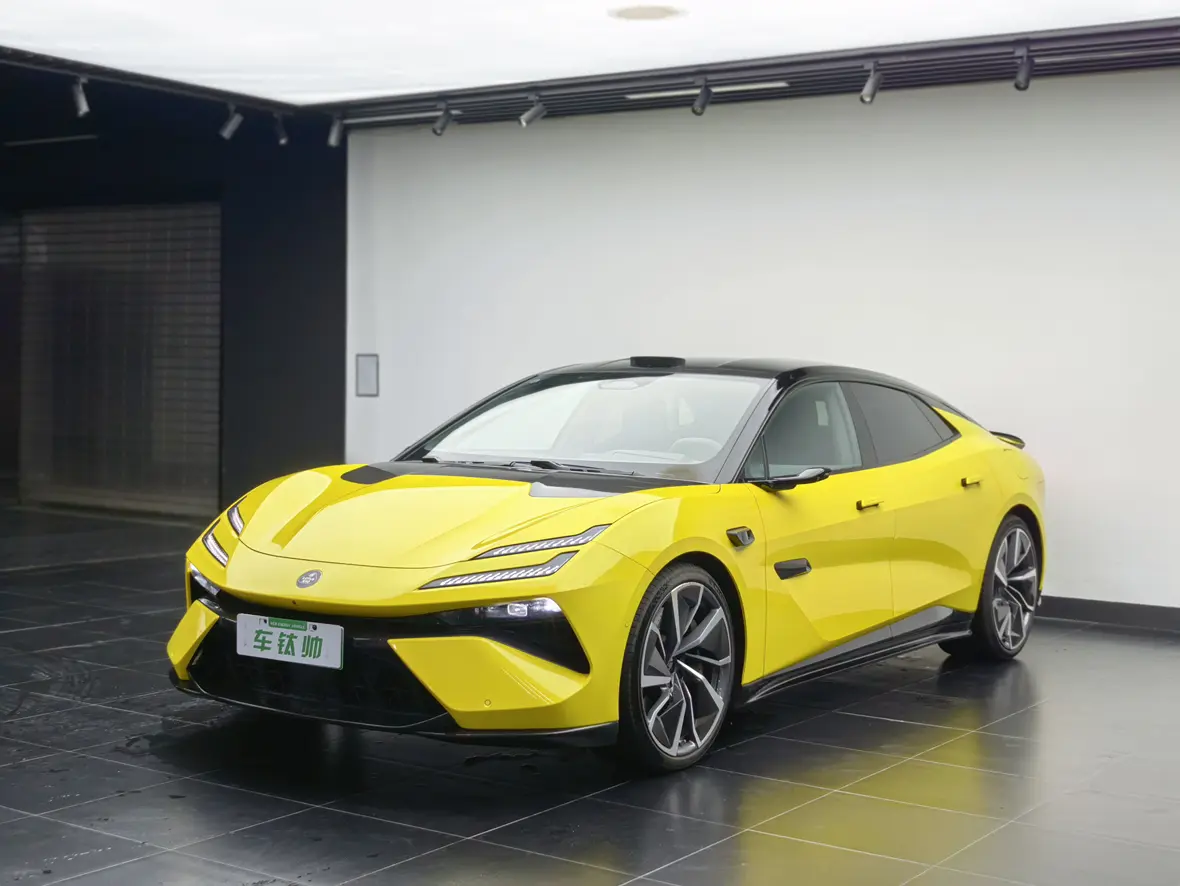 Lotus Emeya  из Китая