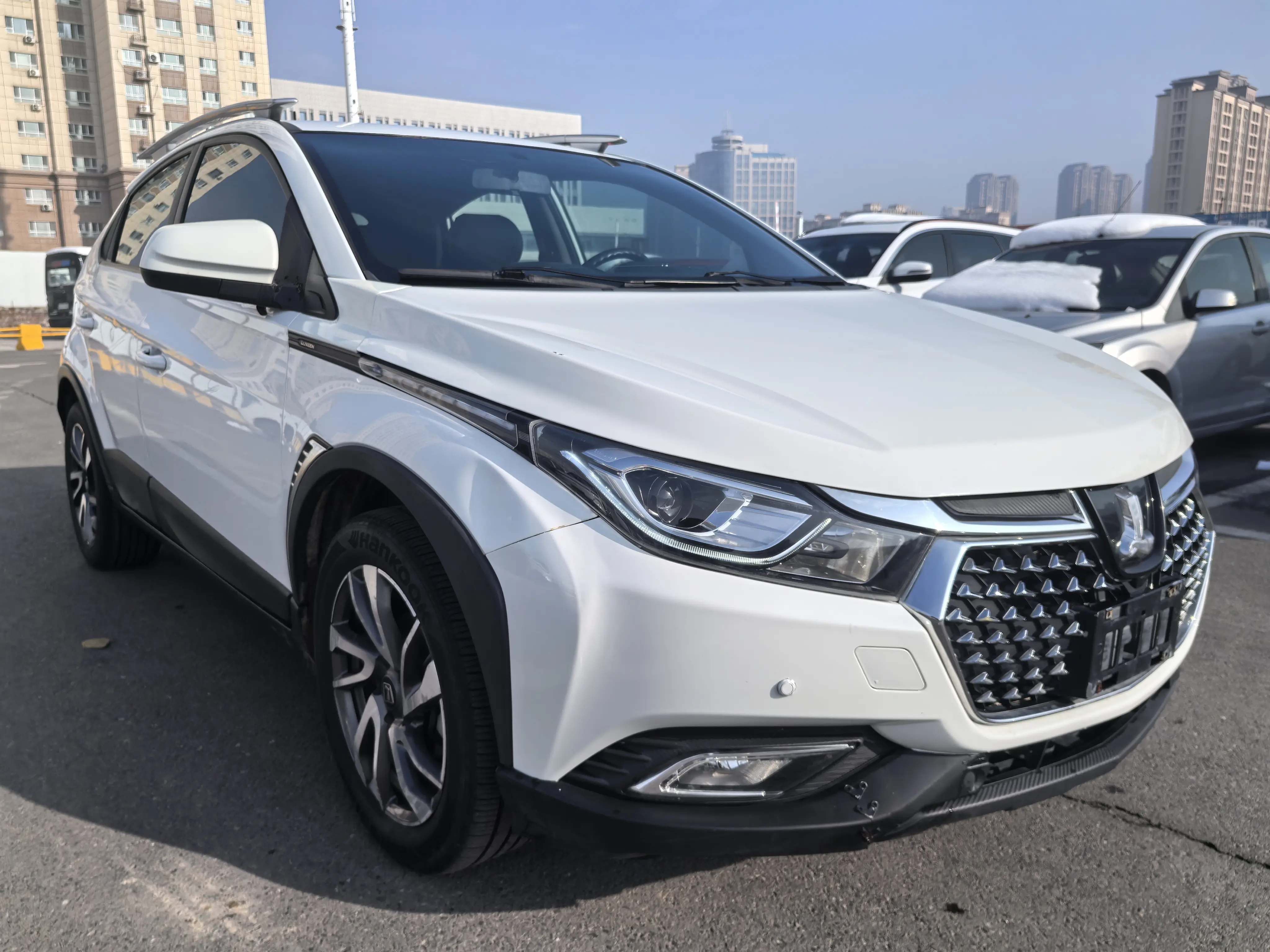 Nazhijie U5 SUV  из Китая