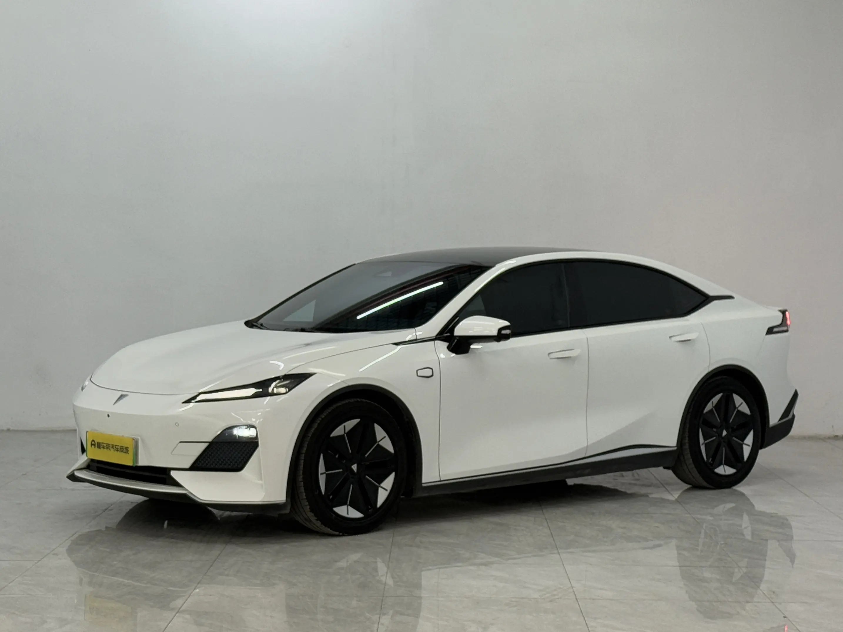 Deepal Dark blue SL03  из Китая