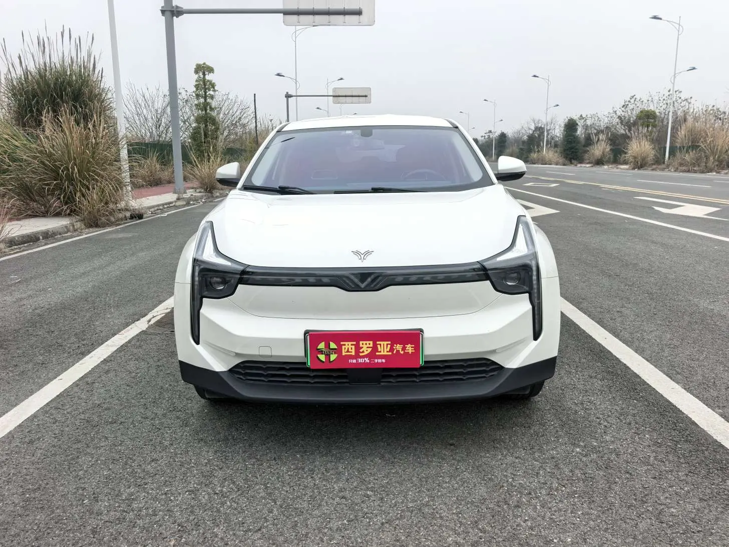 NETA NezhaU  из Китая