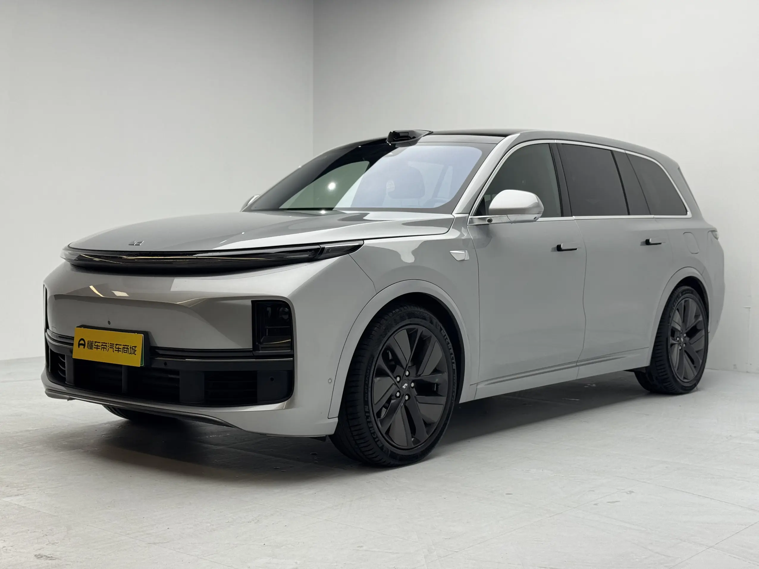 Li L9 (Ideal L9)  из Китая