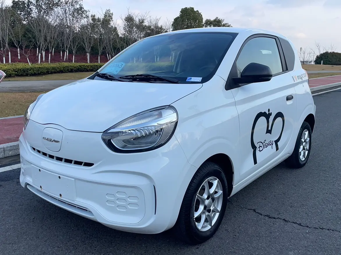 Roewe CLEVER  из Китая