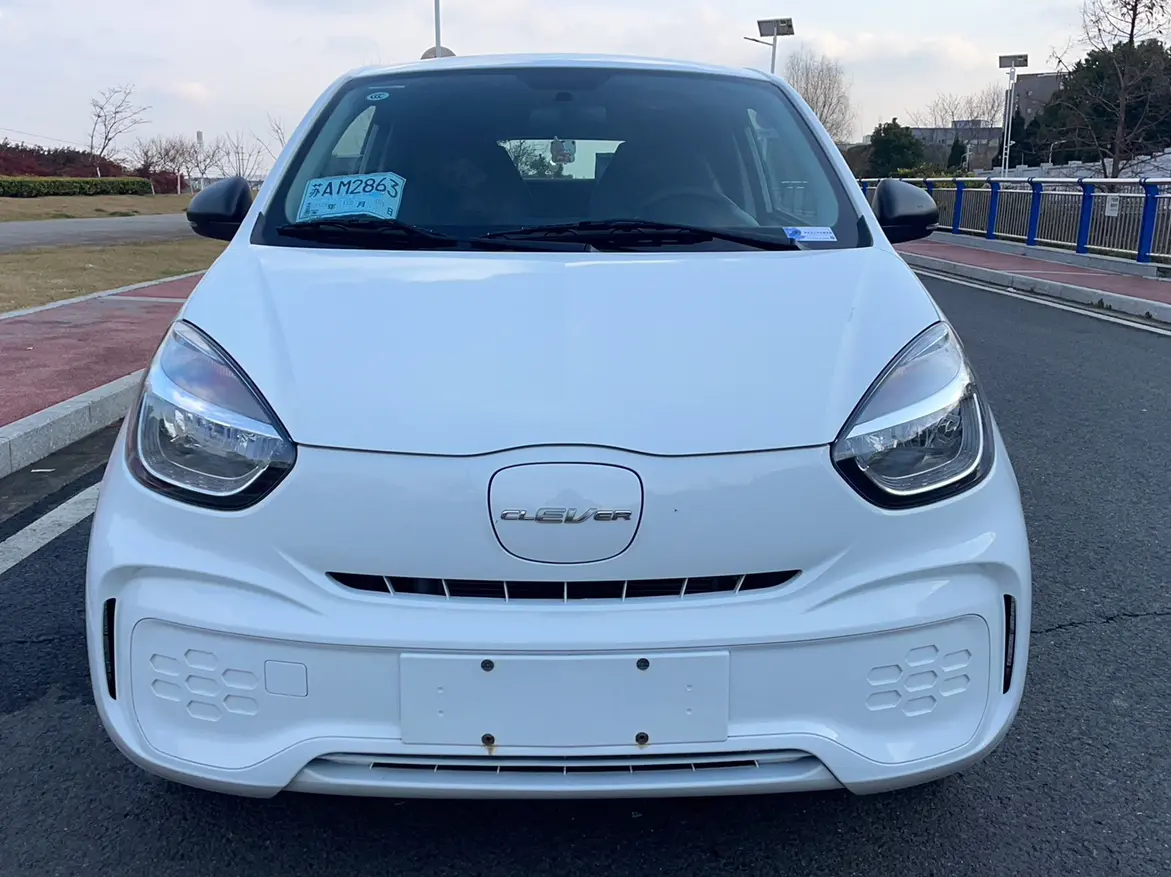 Roewe CLEVER  из Китая