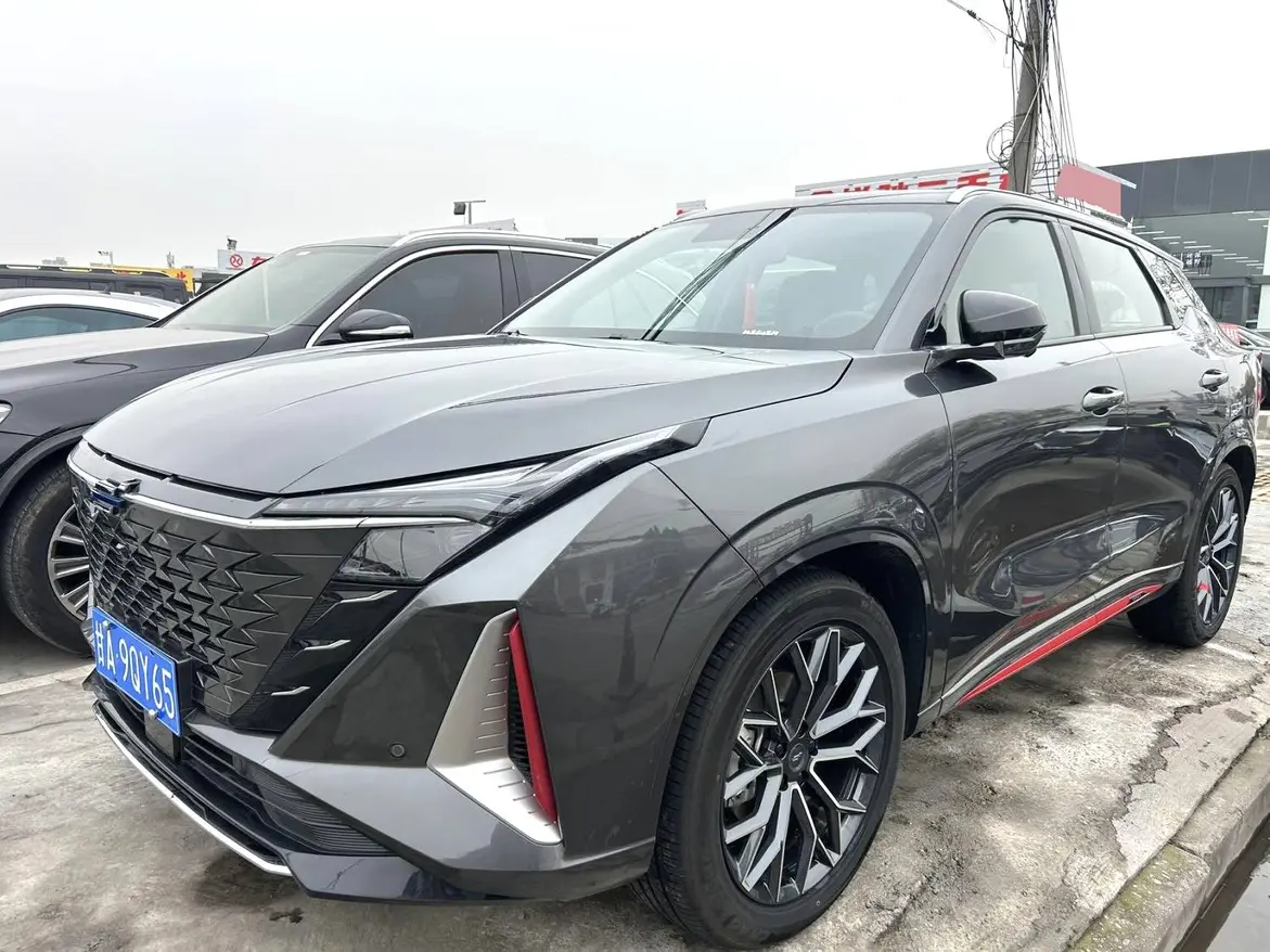 Oshan Changan Auchan Z6  из Китая