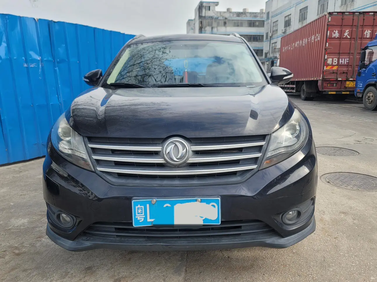 Dongfeng Fengon 580  из Китая