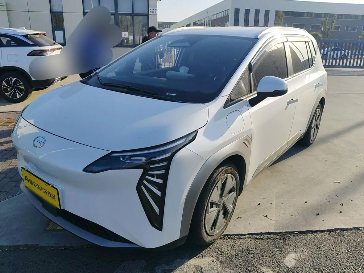 AION Y  из Китая