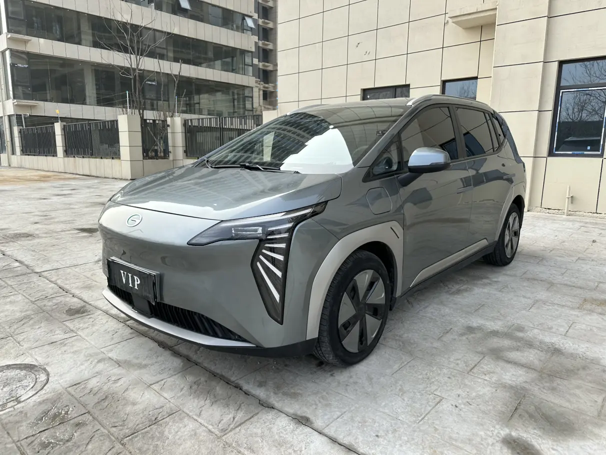 AION Y  из Китая