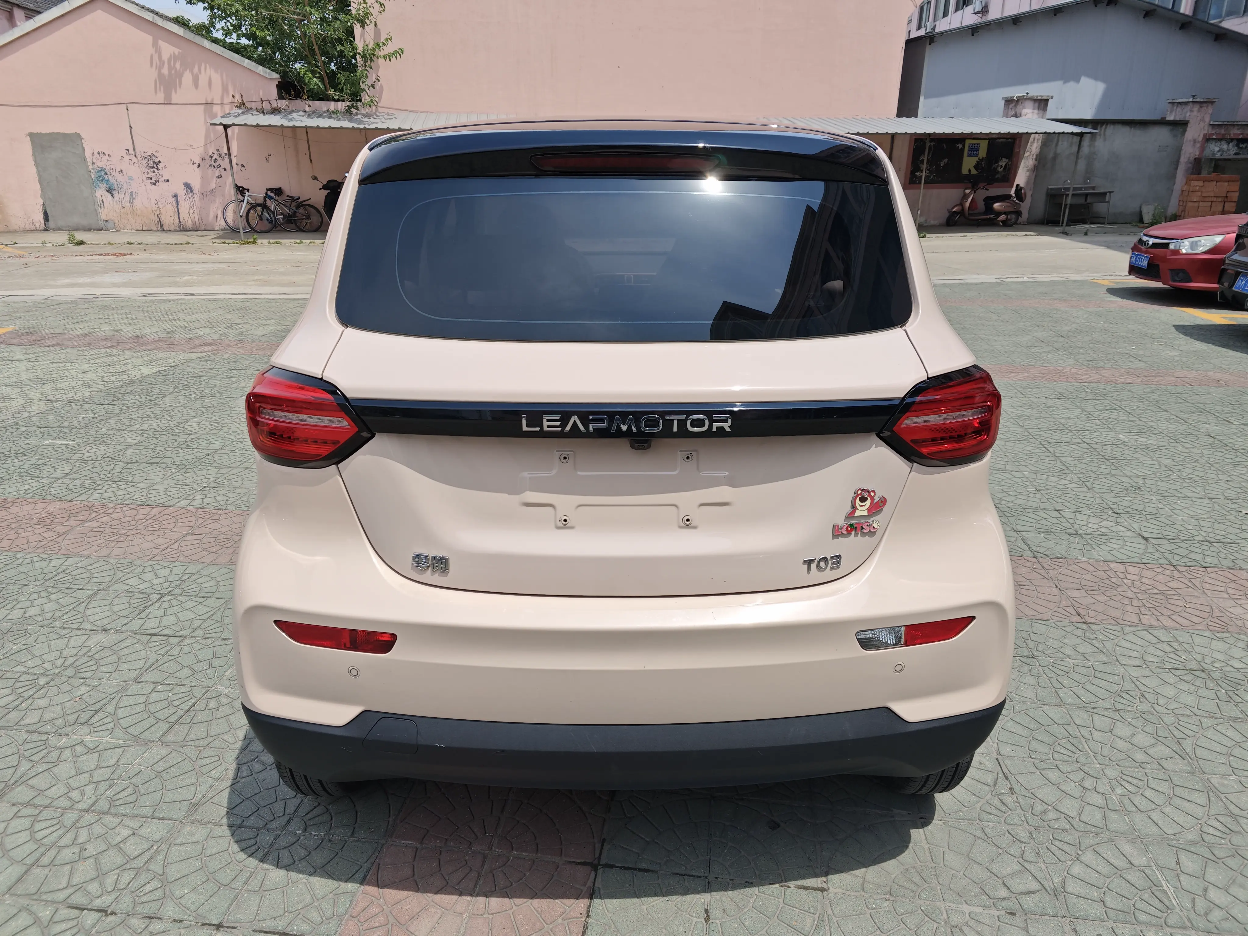 Leapmotor Zero running T03  из Китая