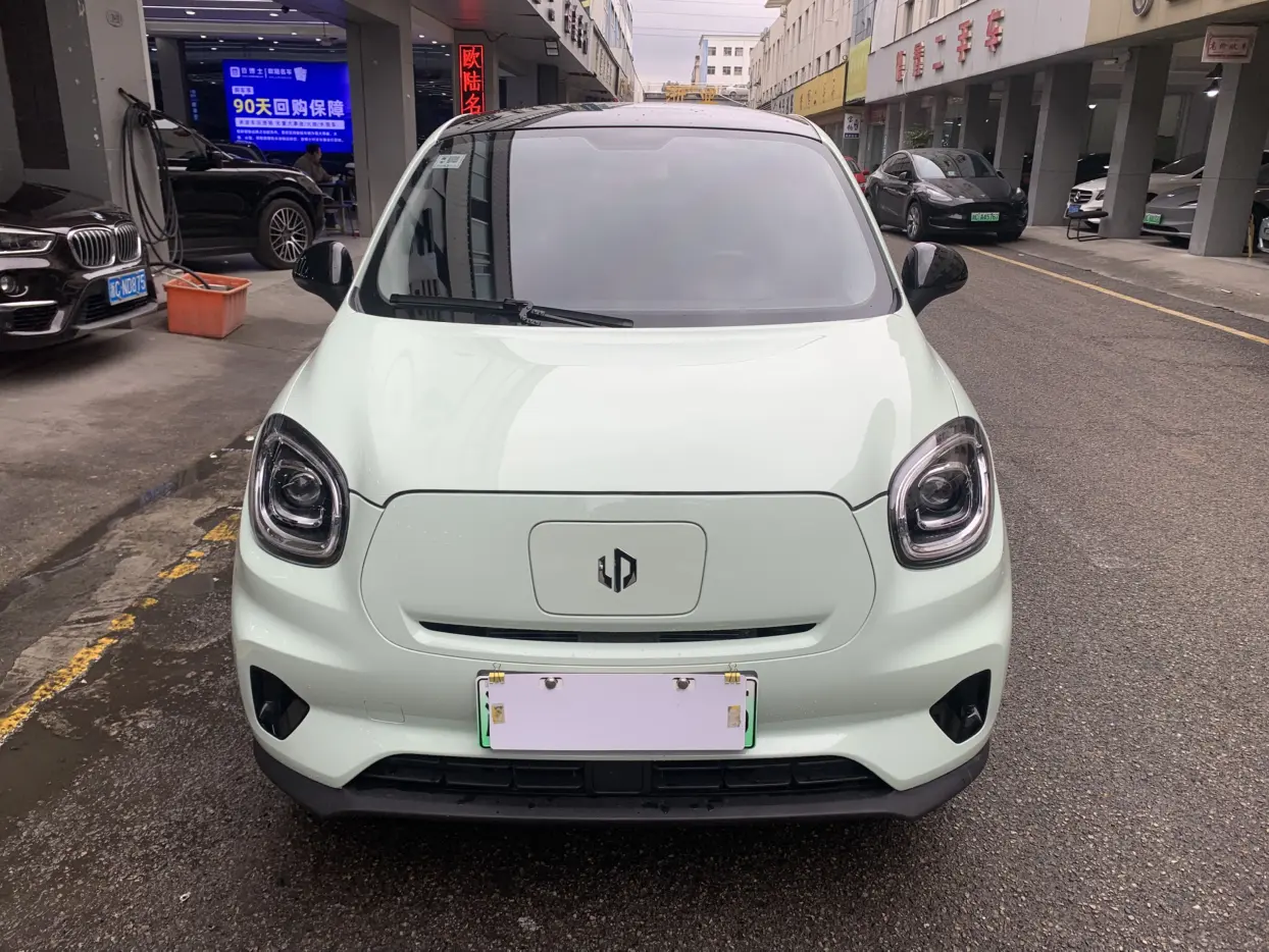 Leapmotor Zero running T03  из Китая