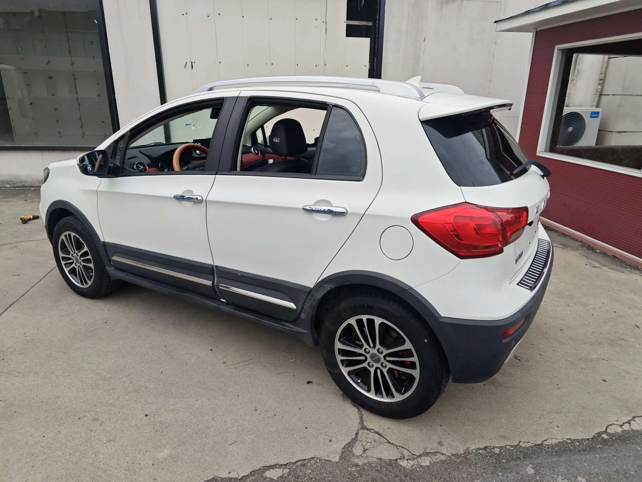 Haval H1  из Китая