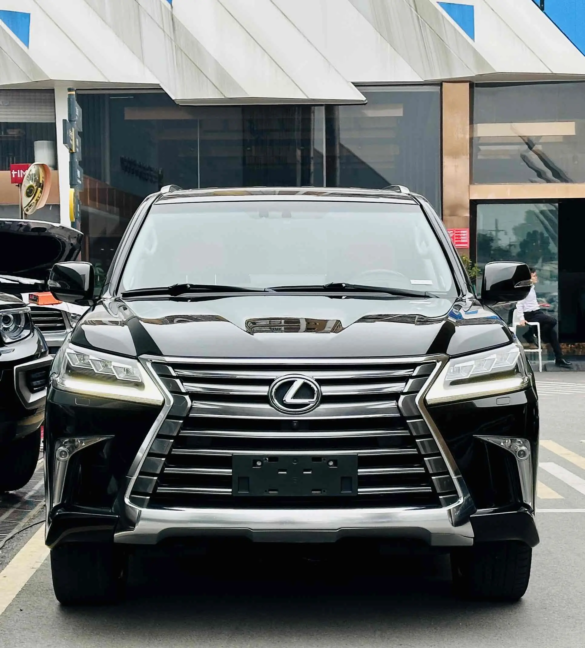 Lexus LX  из Китая