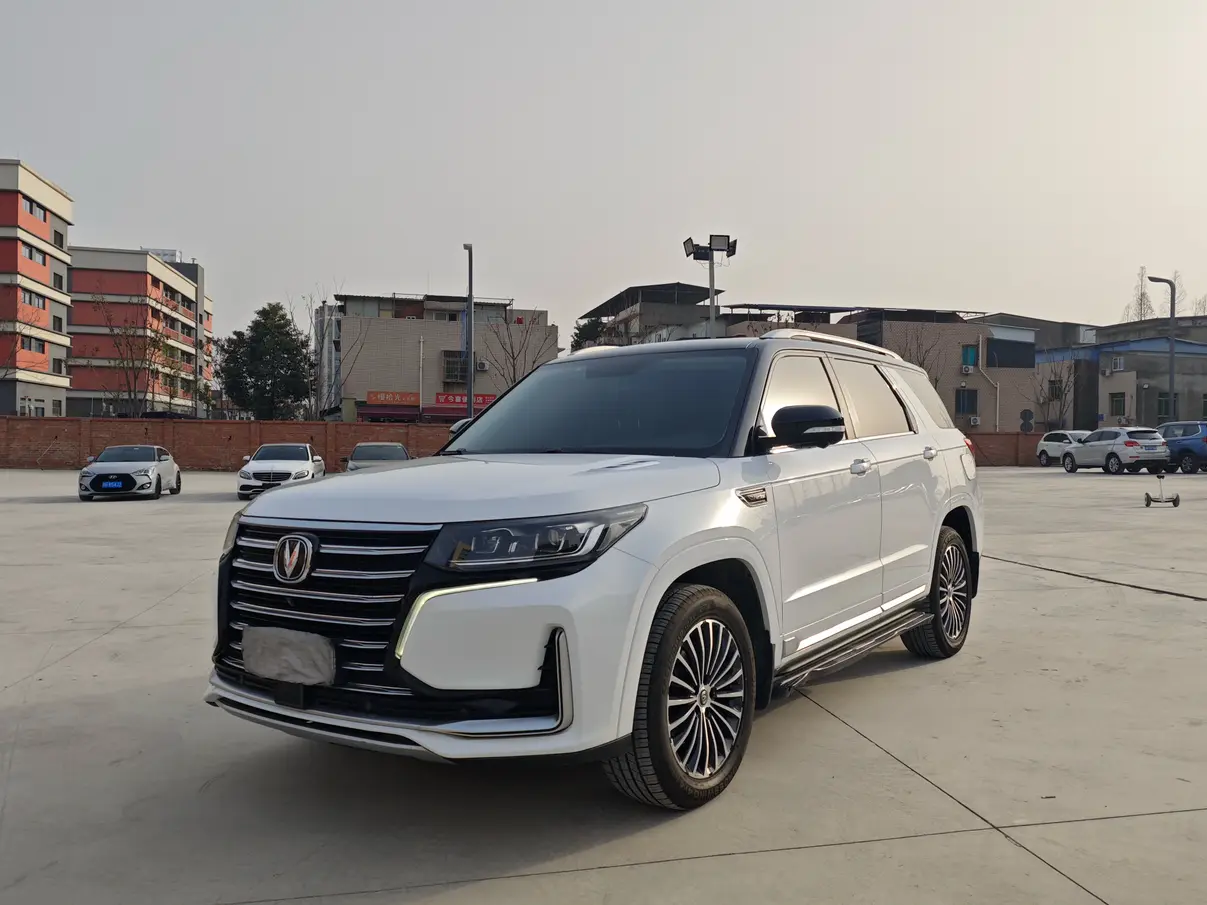 Changan CS95  из Китая