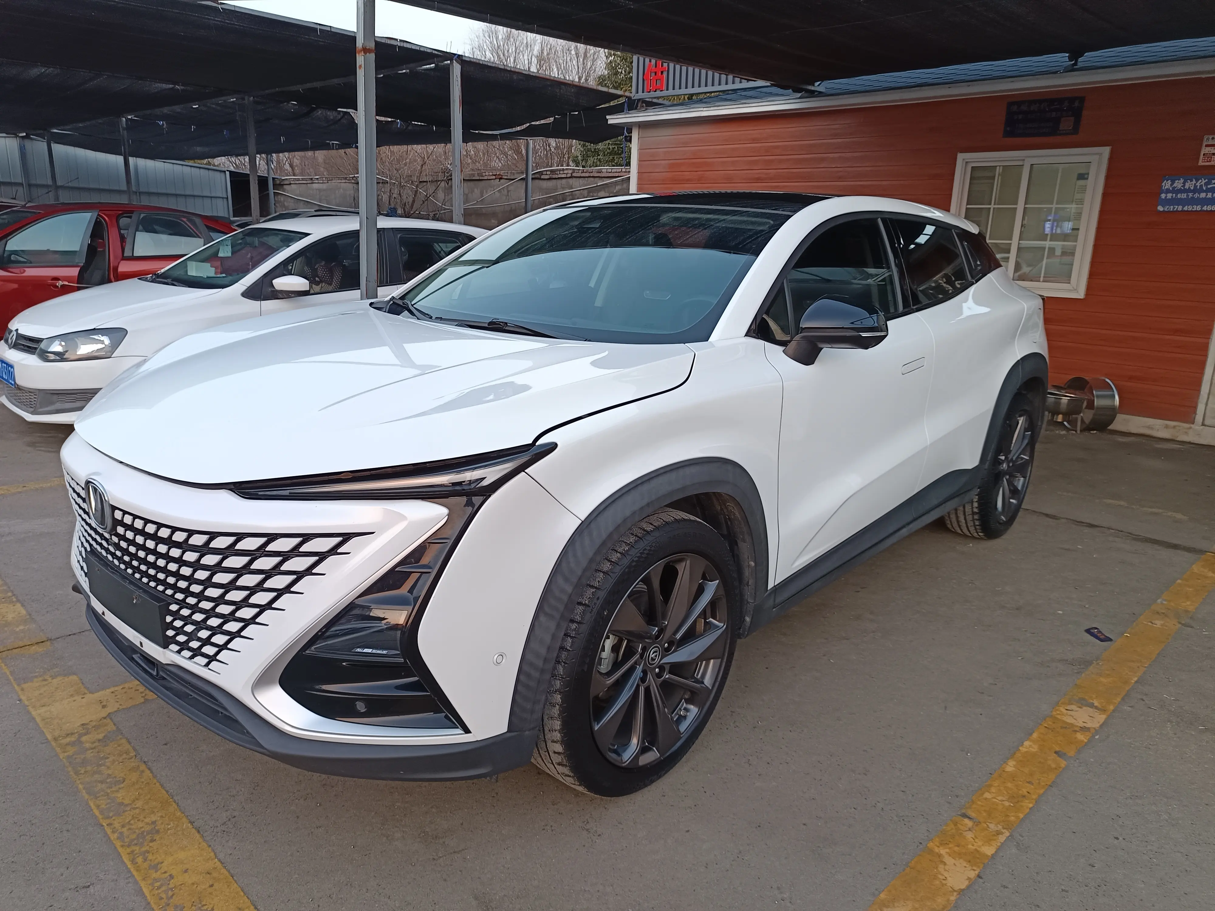 Changan UNI-T  из Китая