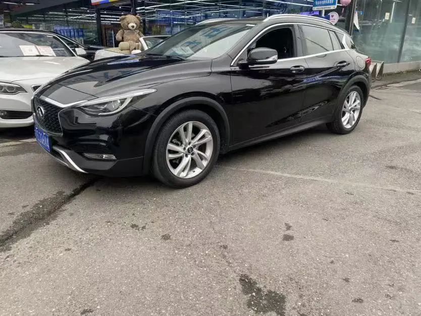 Infiniti QX30  из Китая