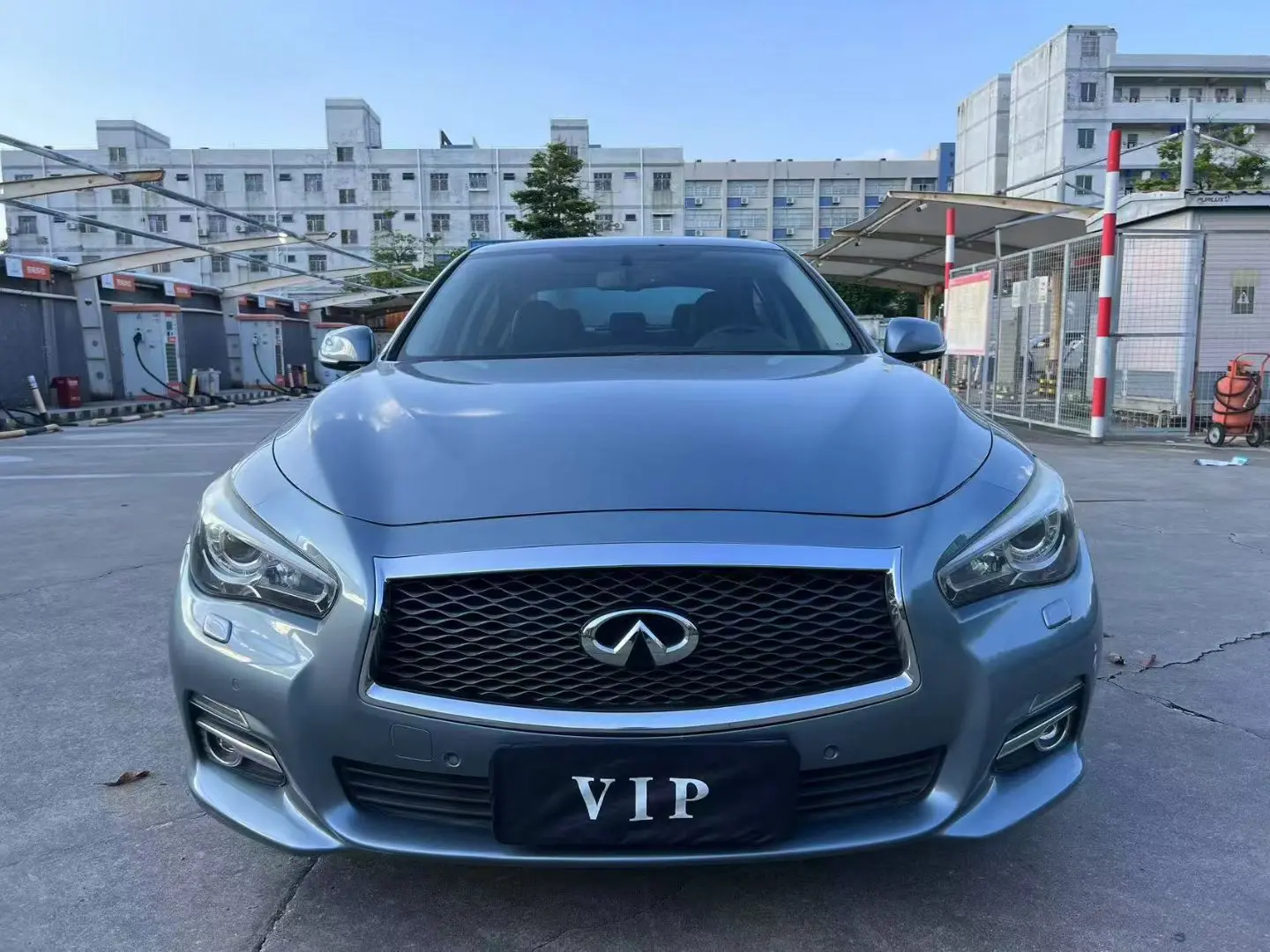 Infiniti Q50L  из Китая