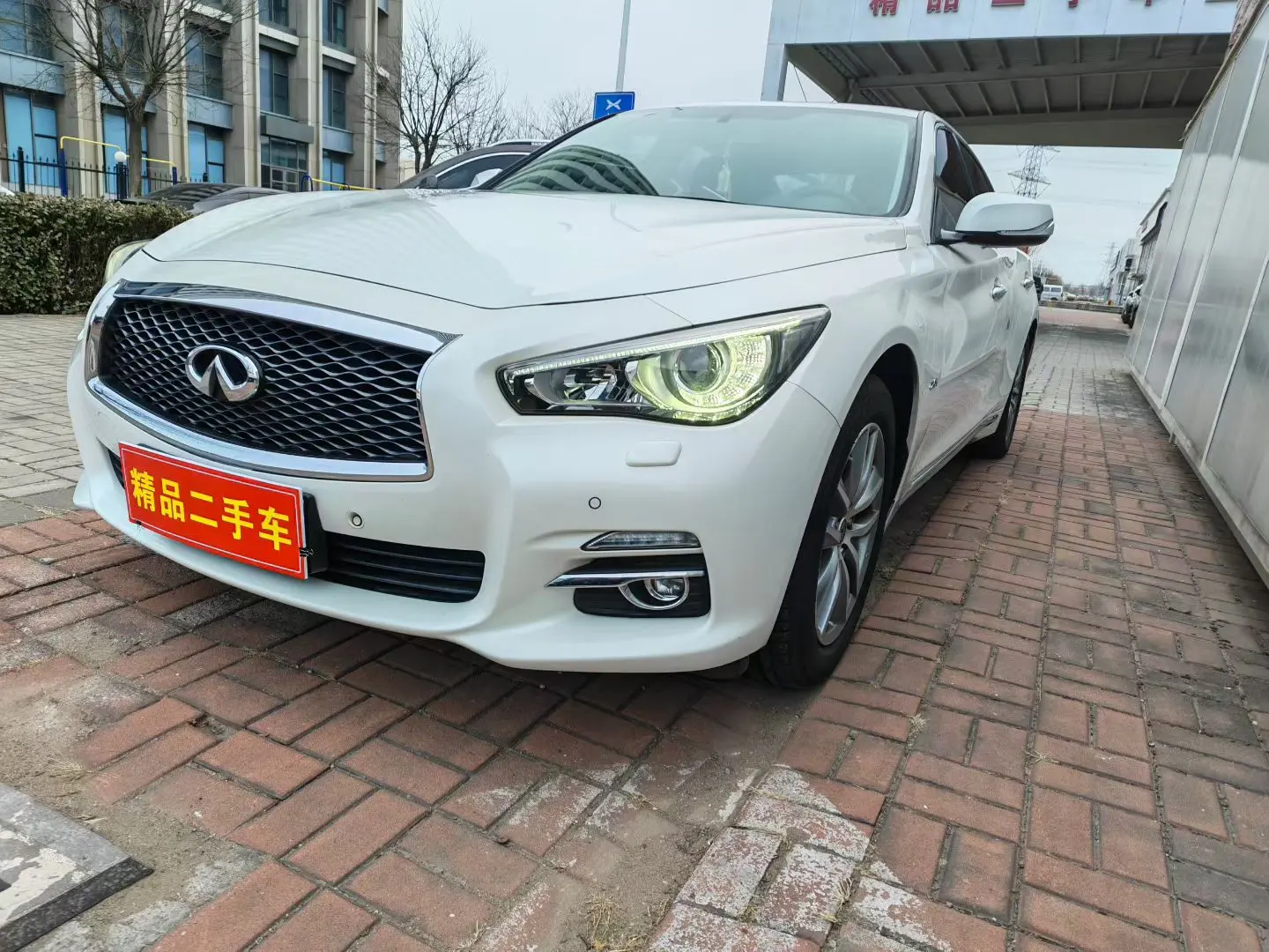Infiniti Q50L  из Китая