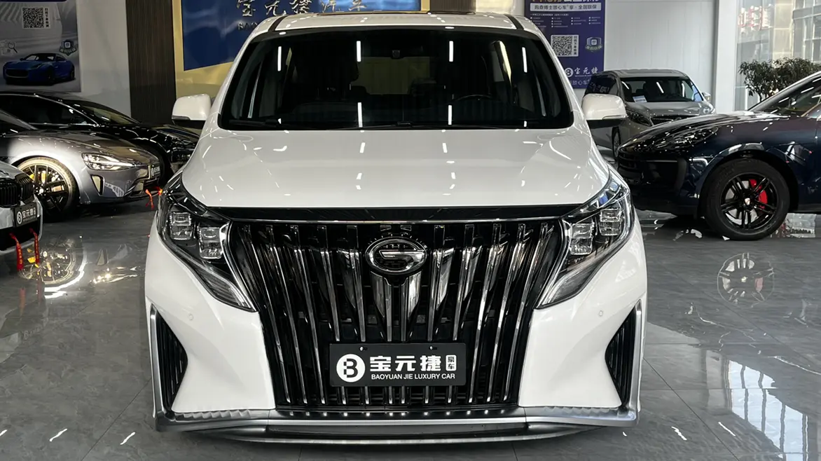 GAC Trumpchi M8  из Китая