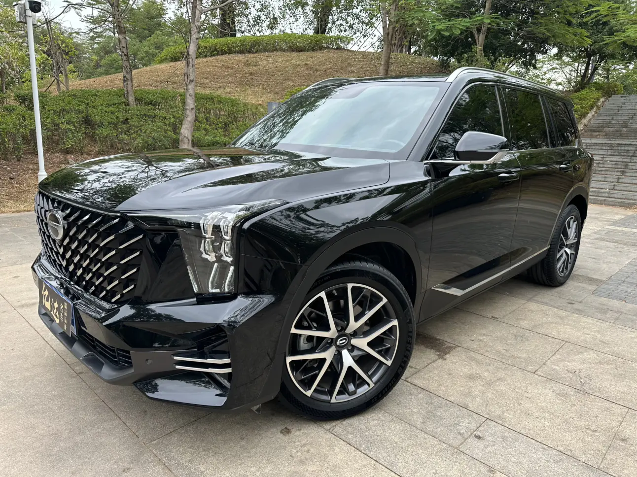 GAC Trumpchi GS8  из Китая