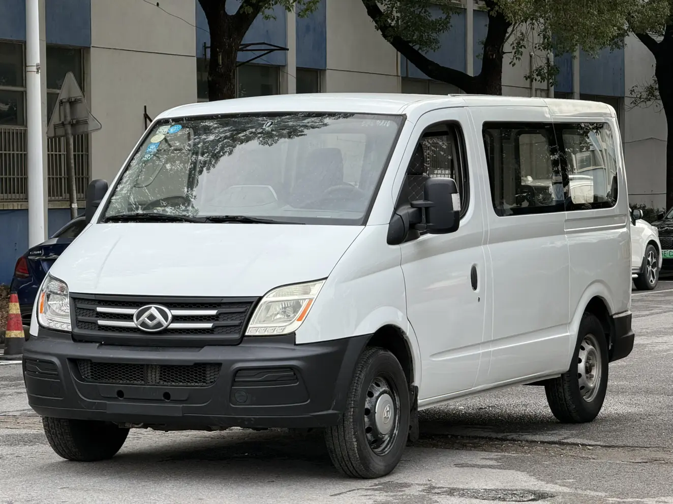 Datong Xintu V80  из Китая