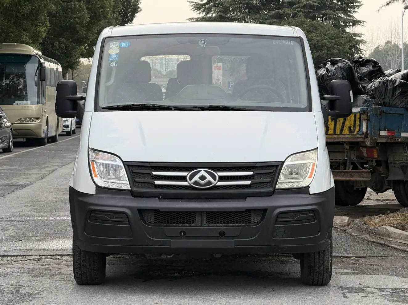 Datong Xintu V80  из Китая