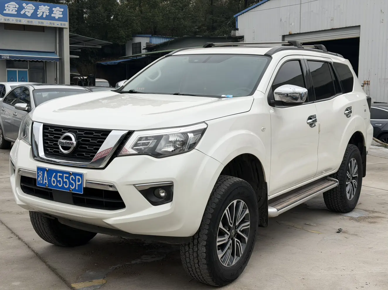 Nissan Tuda  из Китая