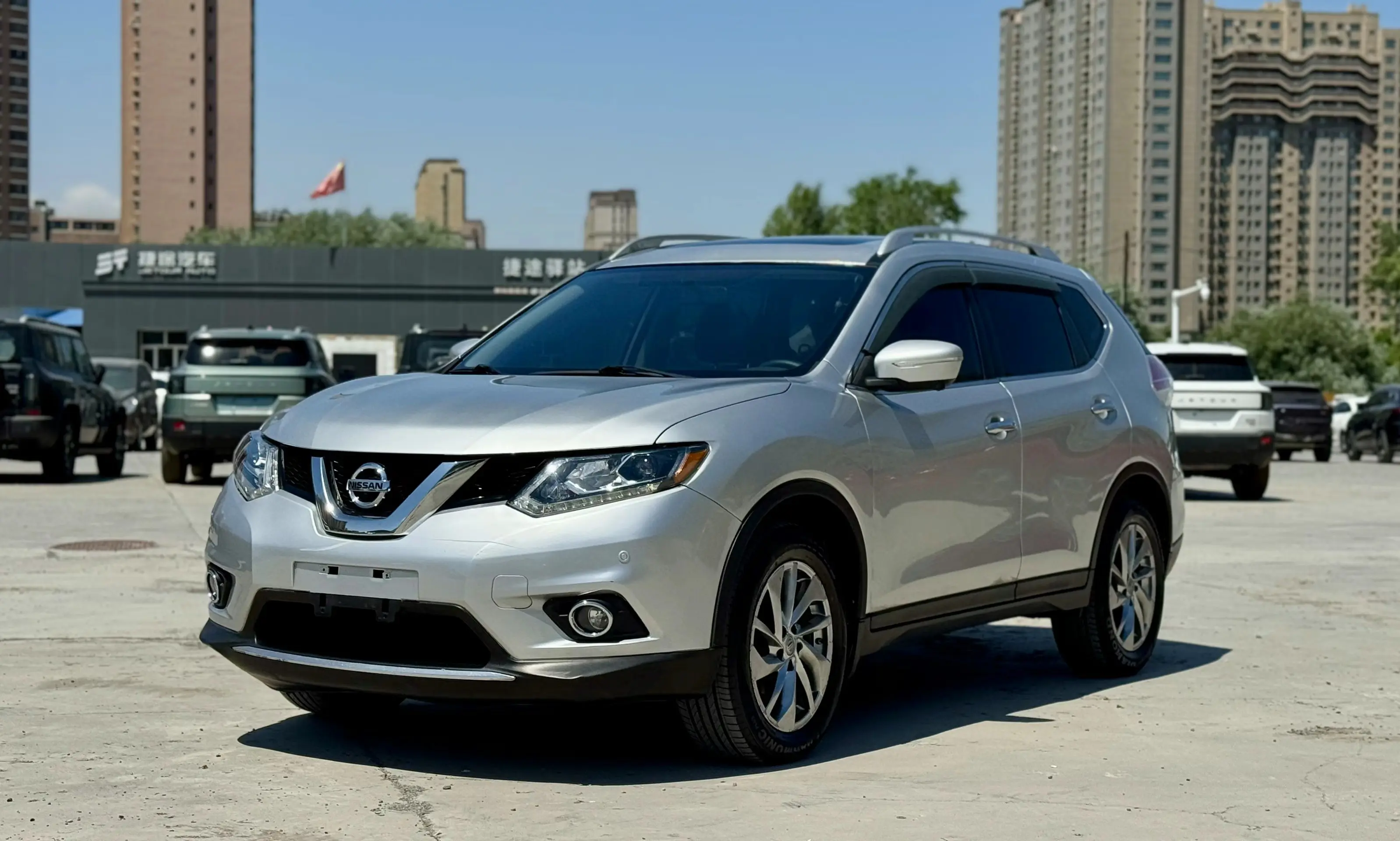 Nissan X-Trail (Qijun)  из Китая