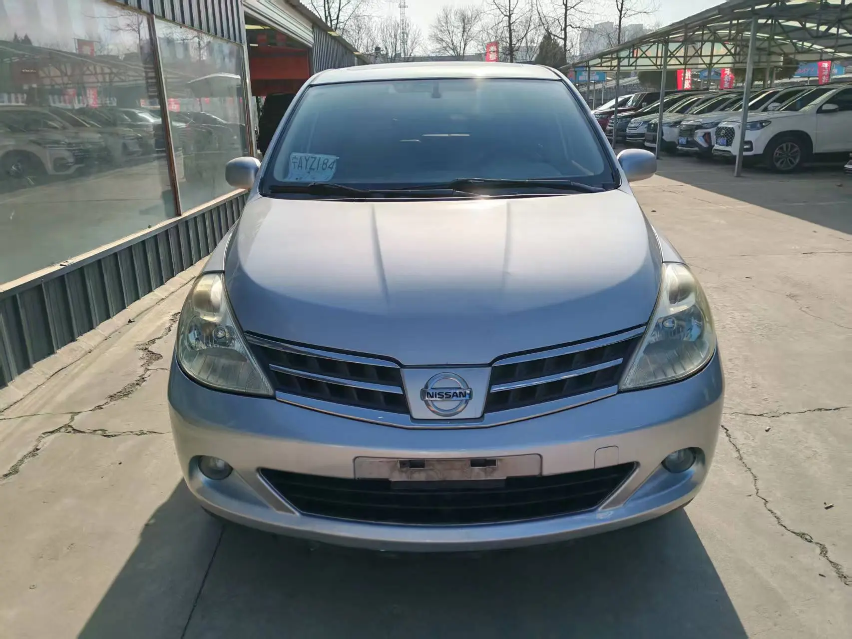 Nissan Tiida  из Китая