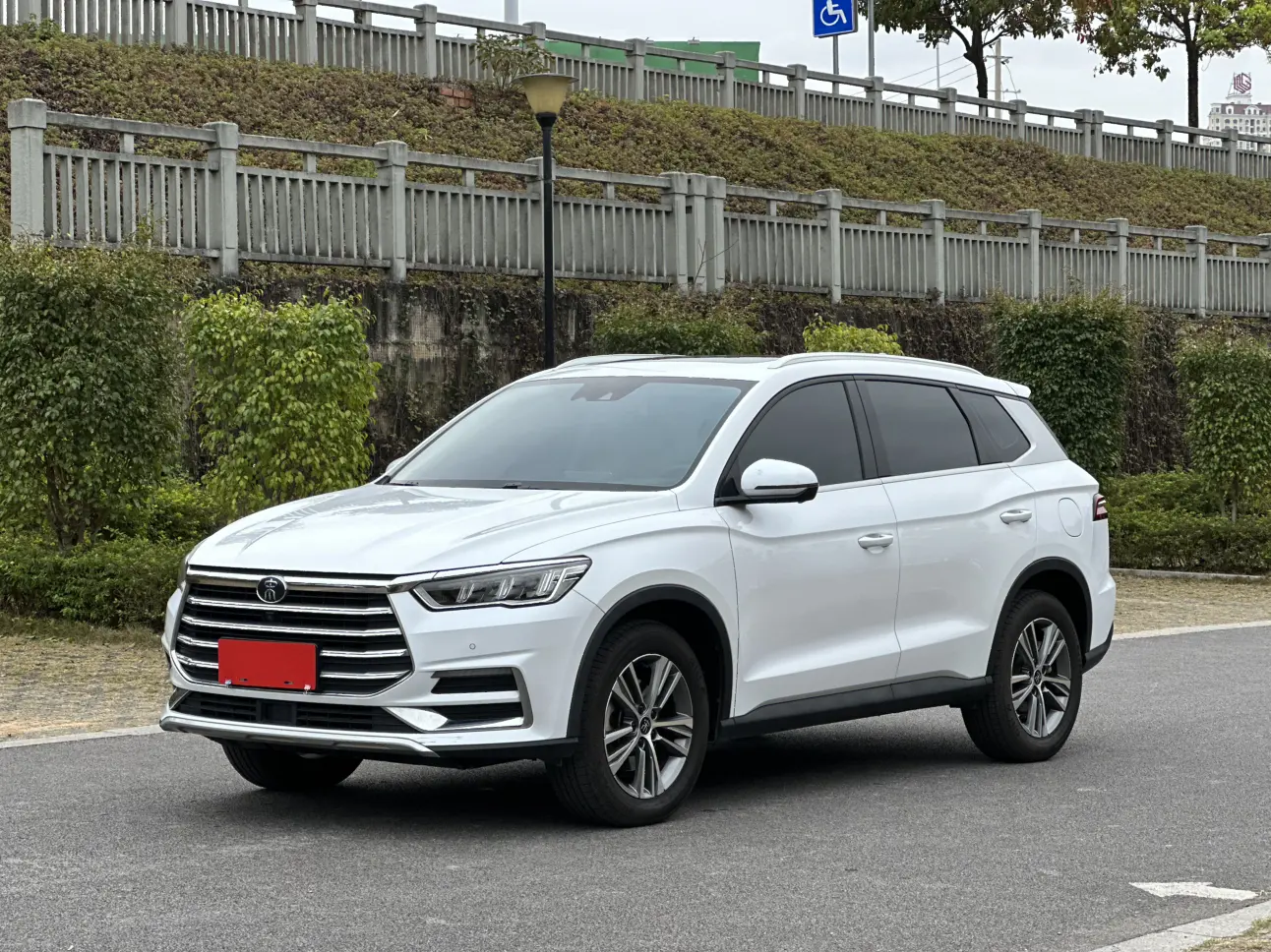 BYD Song Pro  из Китая