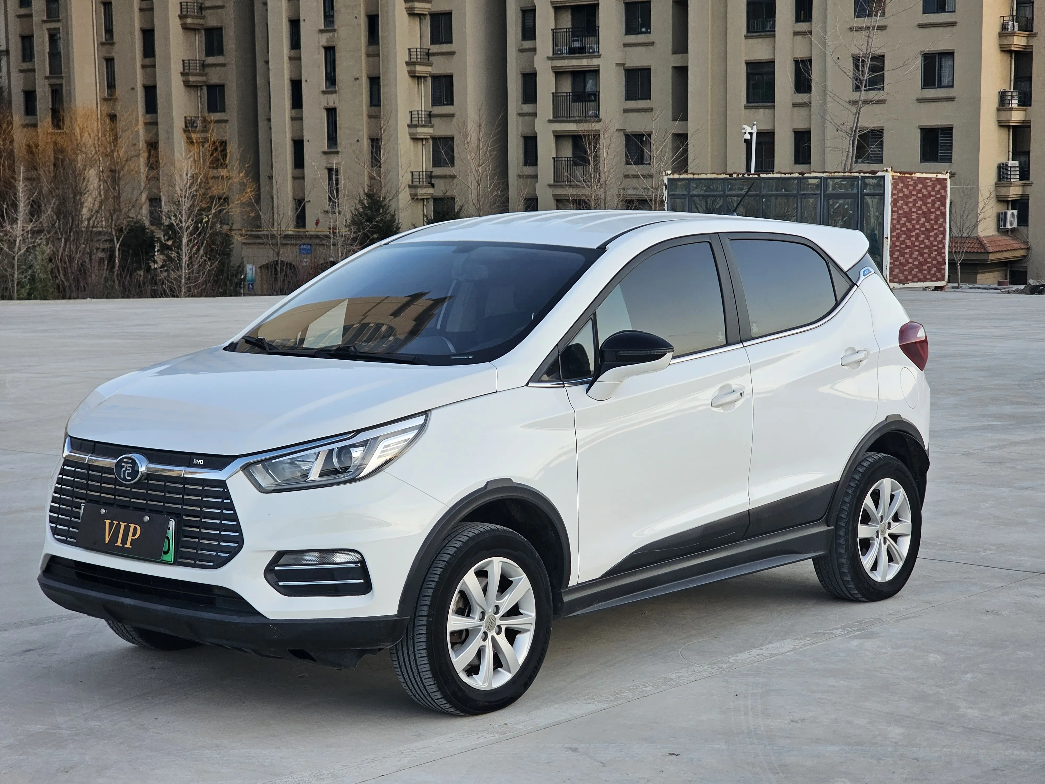 BYD Yuan EV  из Китая