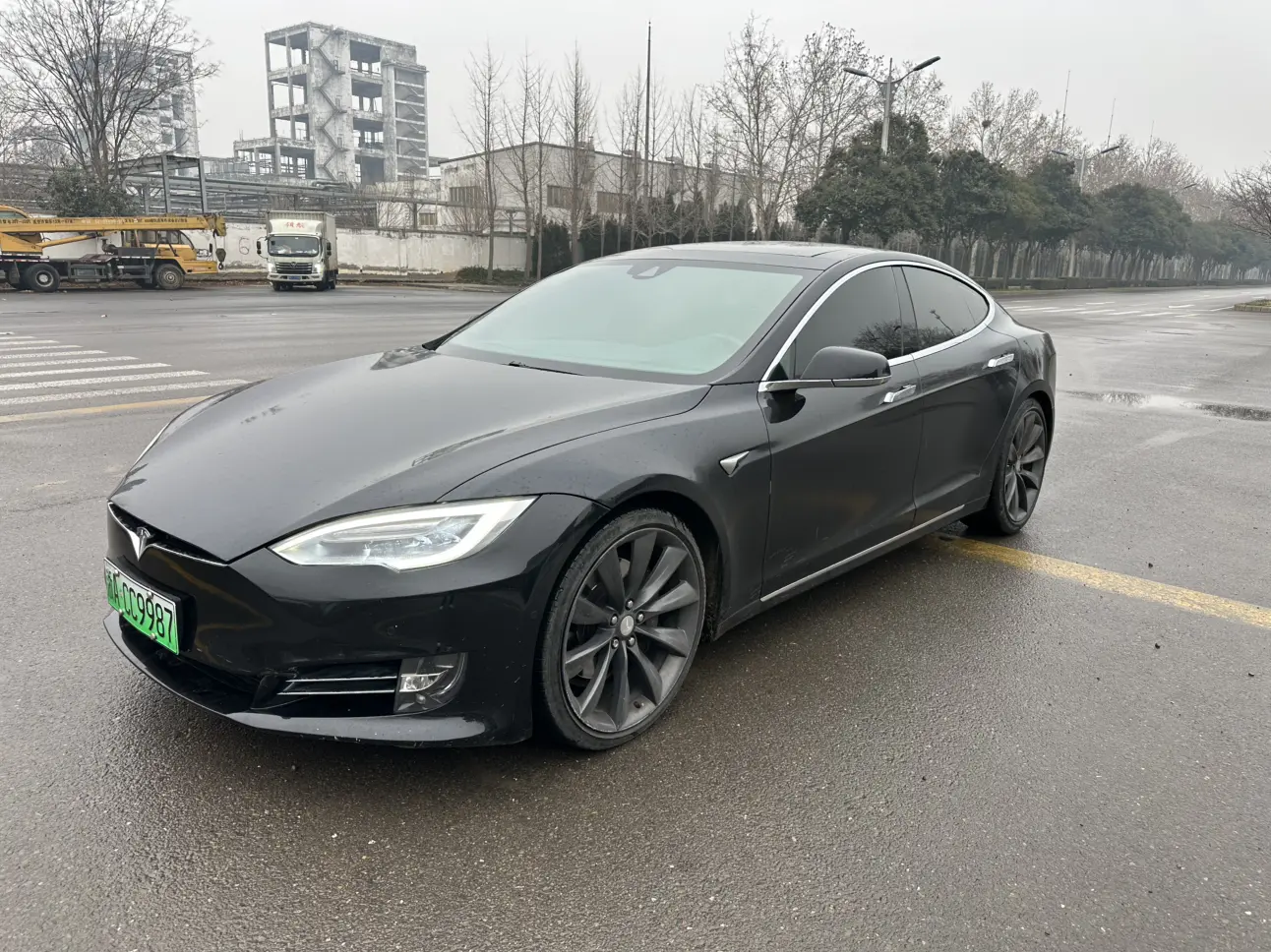 Tesla Model S  из Китая