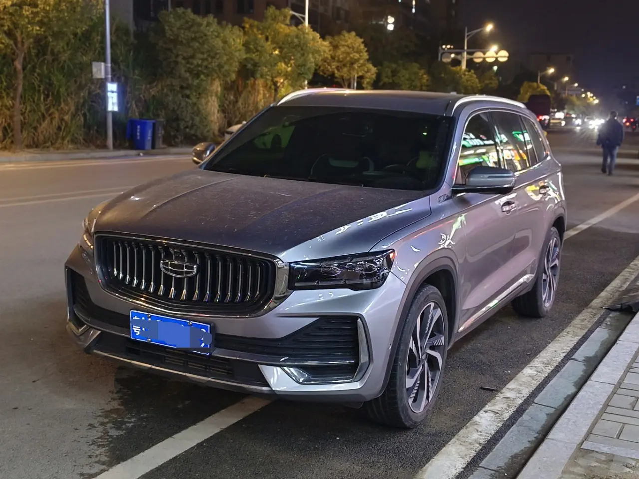 Geely Monjaro (Xingyue L)  из Китая