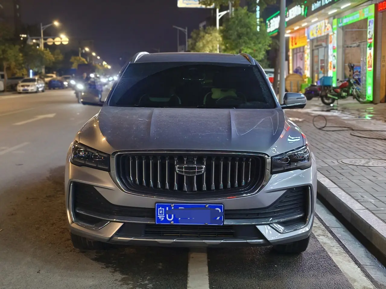 Geely Monjaro (Xingyue L)  из Китая