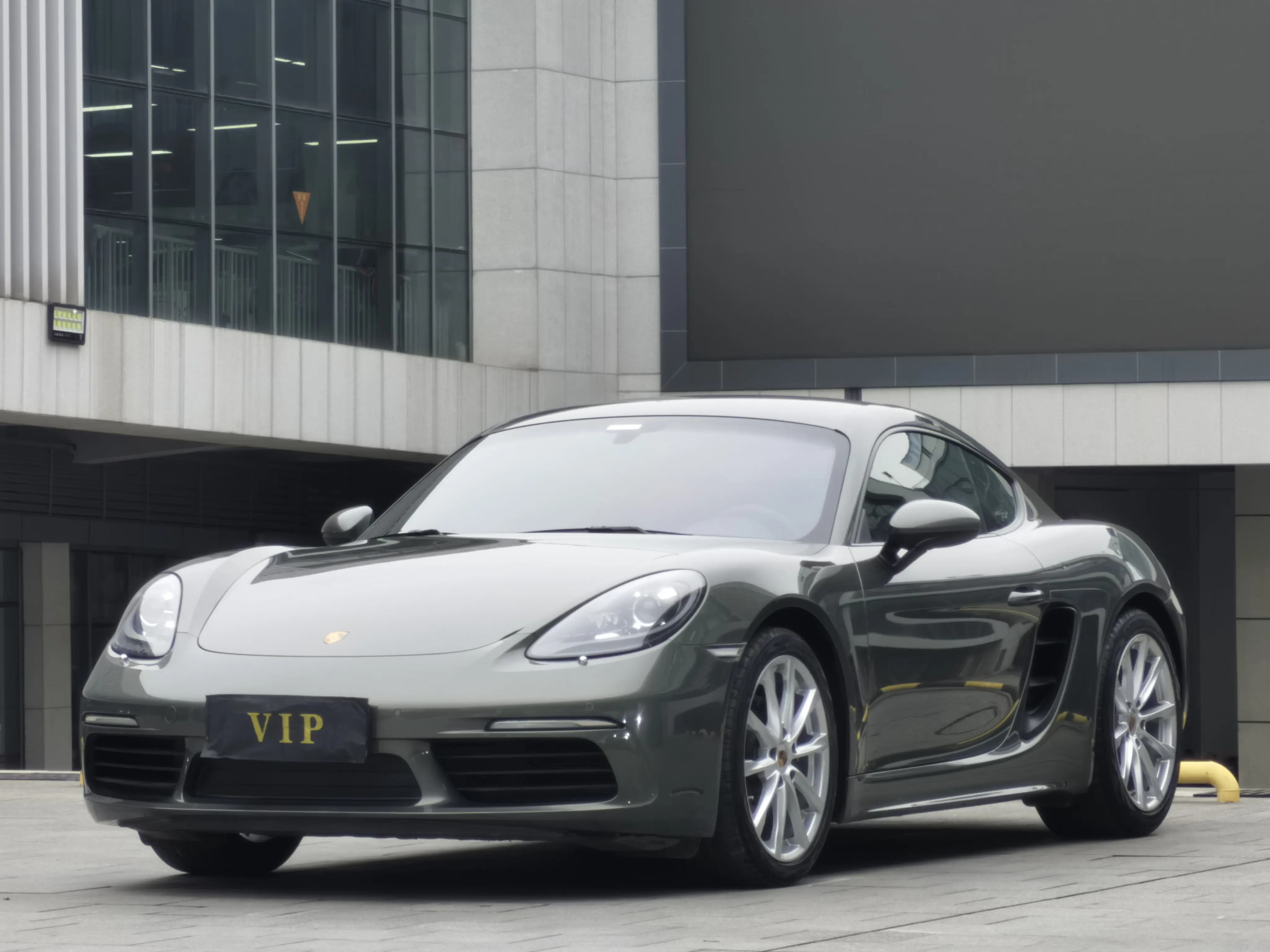 Porsche 718  из Китая