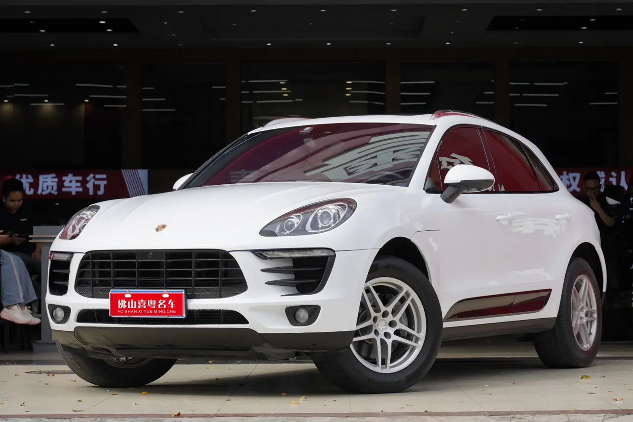 Porsche Macan  из Китая