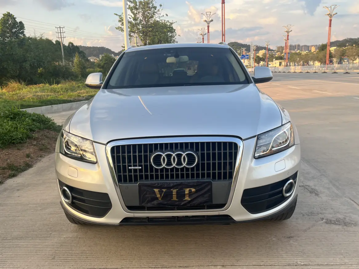 Audi Q5  из Китая