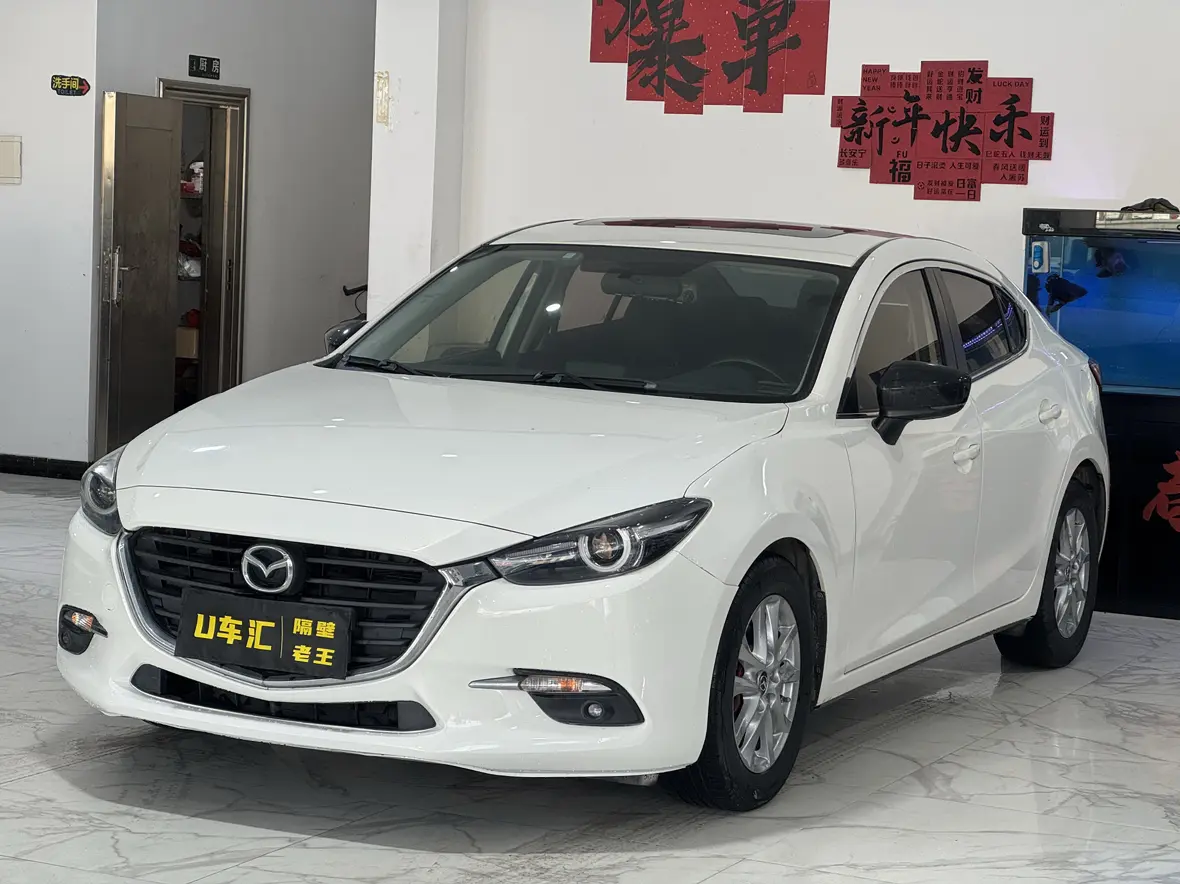 Mazda Axela (Mazda3)  из Китая