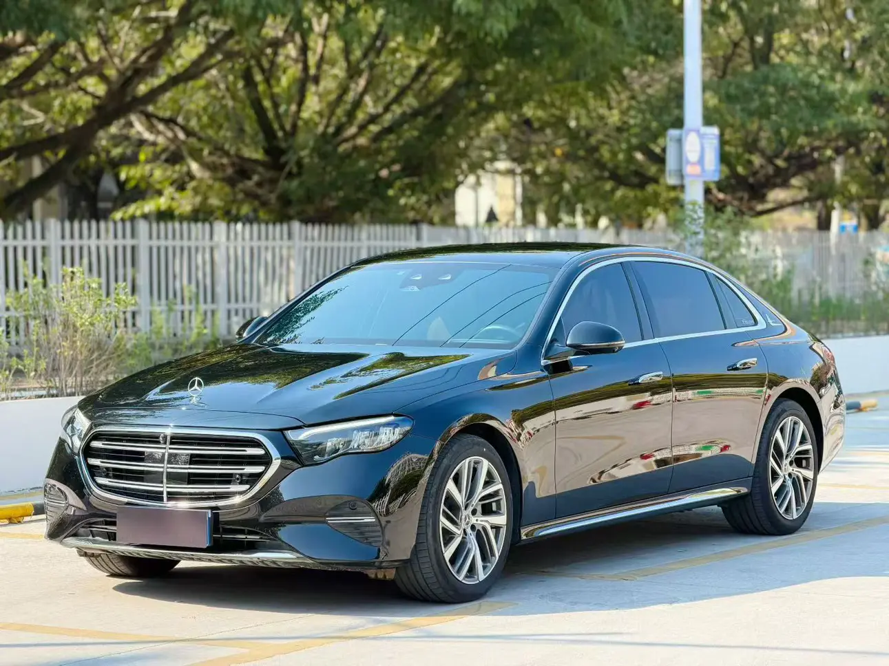 Mercedes-Benz E-Class  из Китая