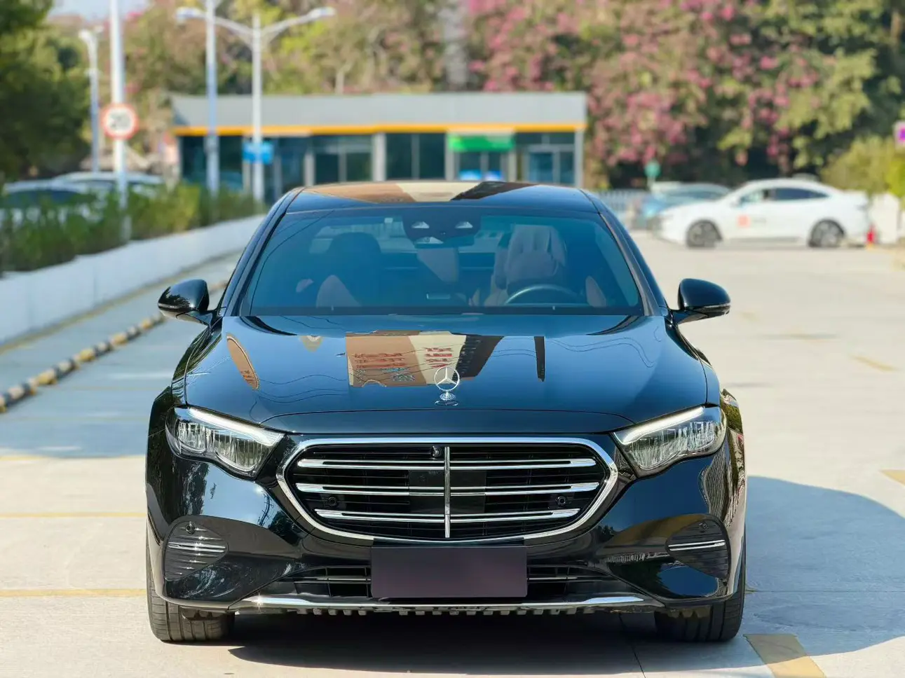 Mercedes-Benz E-Class  из Китая