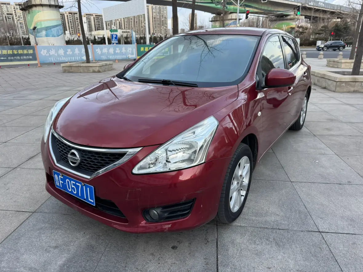 Nissan Tiida  из Китая