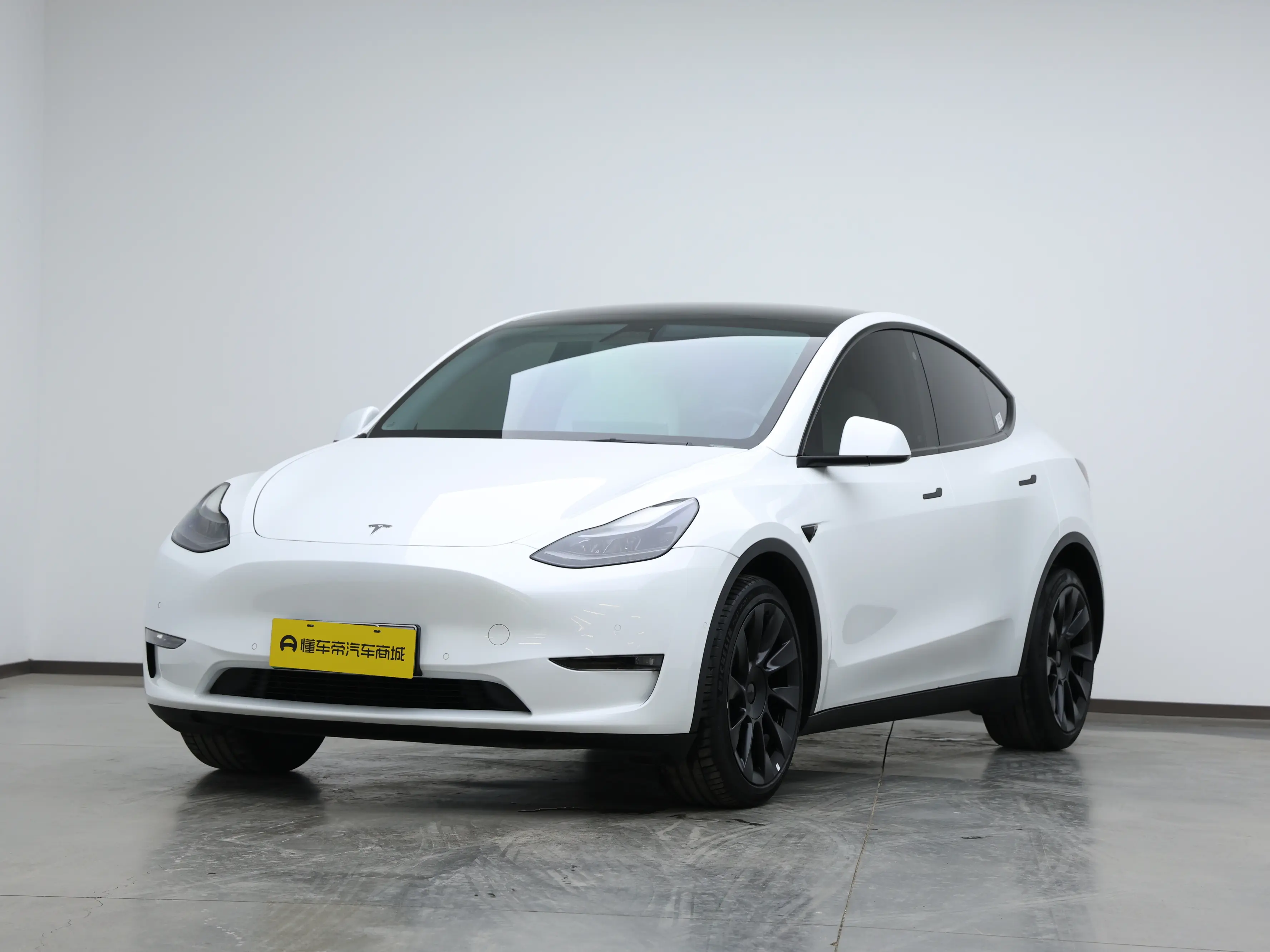 Tesla Model Y  из Китая