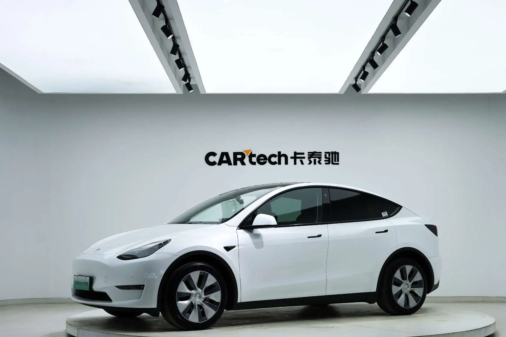 Tesla Model Y  из Китая