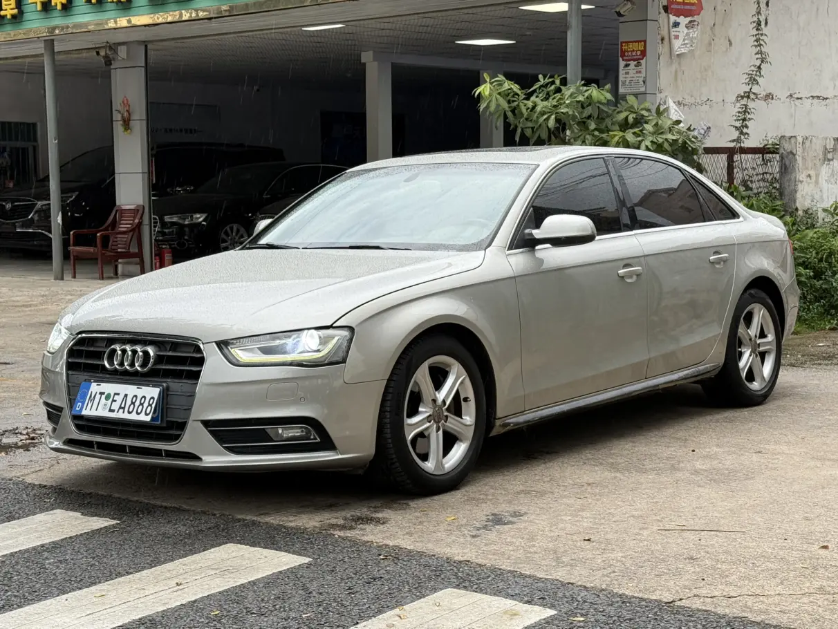 Audi A4L  из Китая