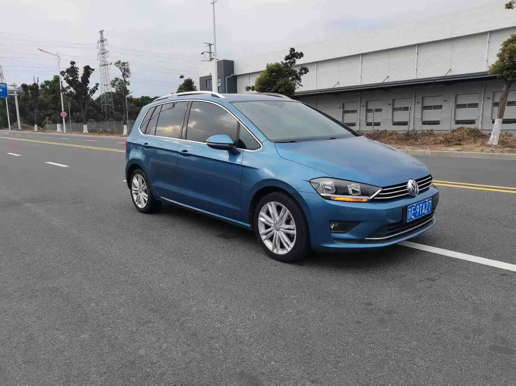 Volkswagen Golf·Jialu  из Китая