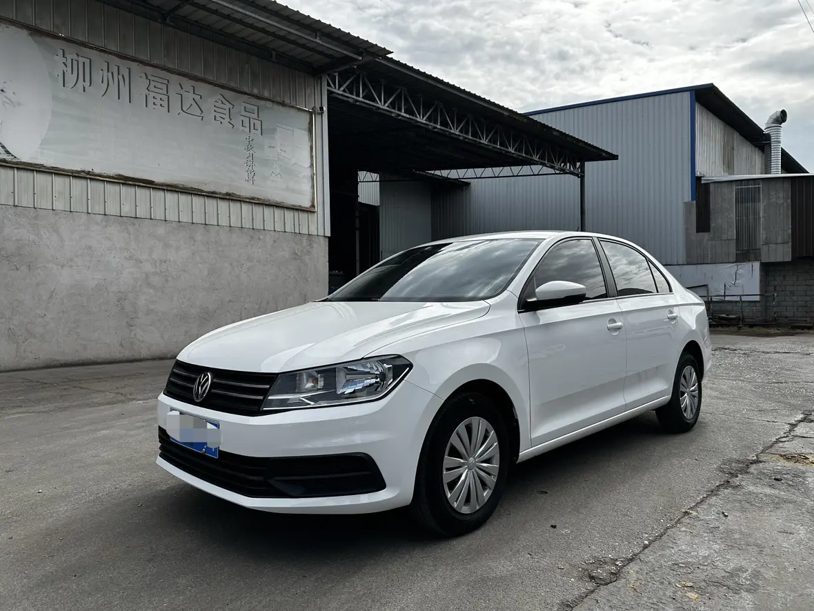 Volkswagen Santana  из Китая