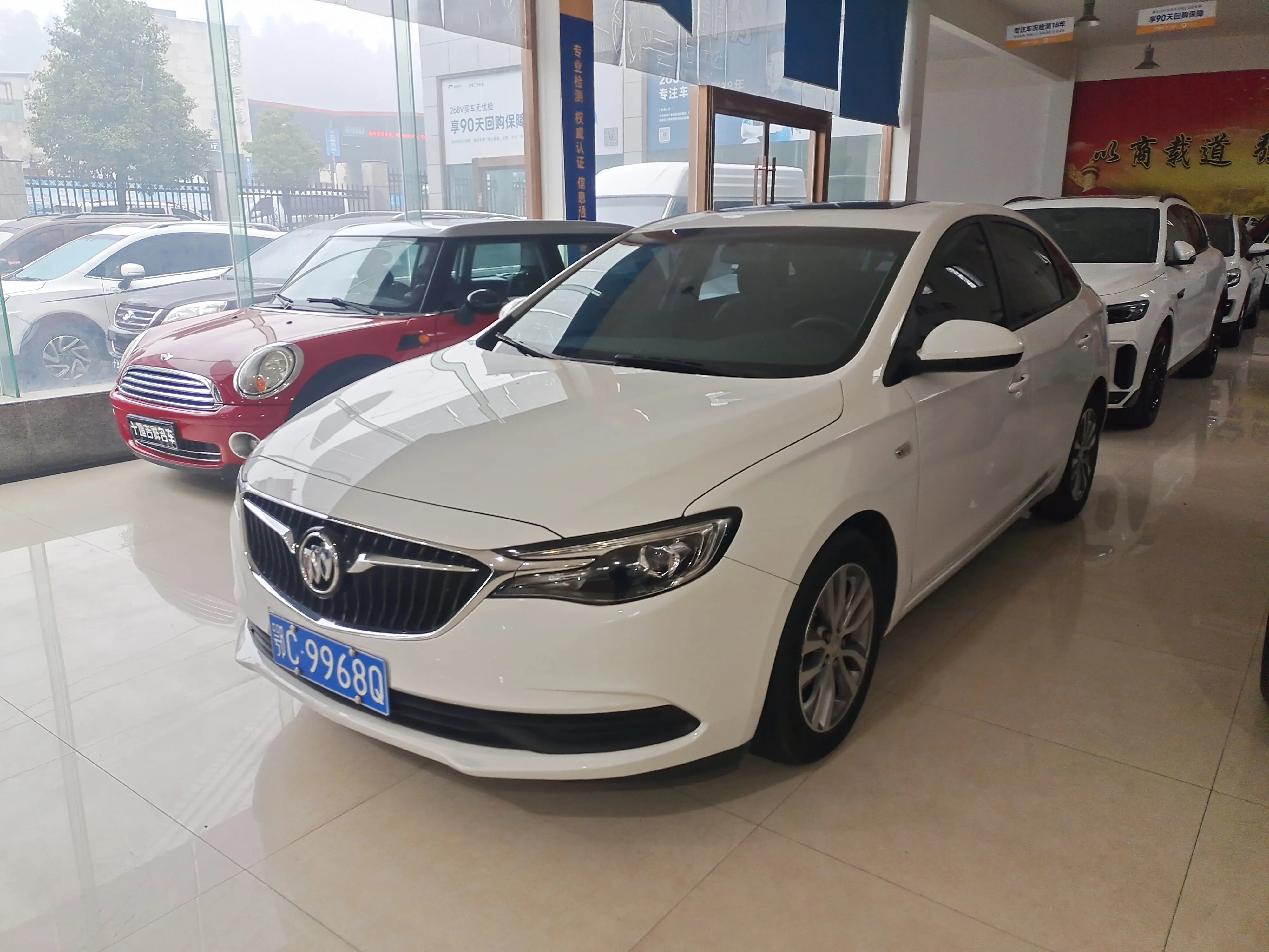 Buick Yinglang  из Китая