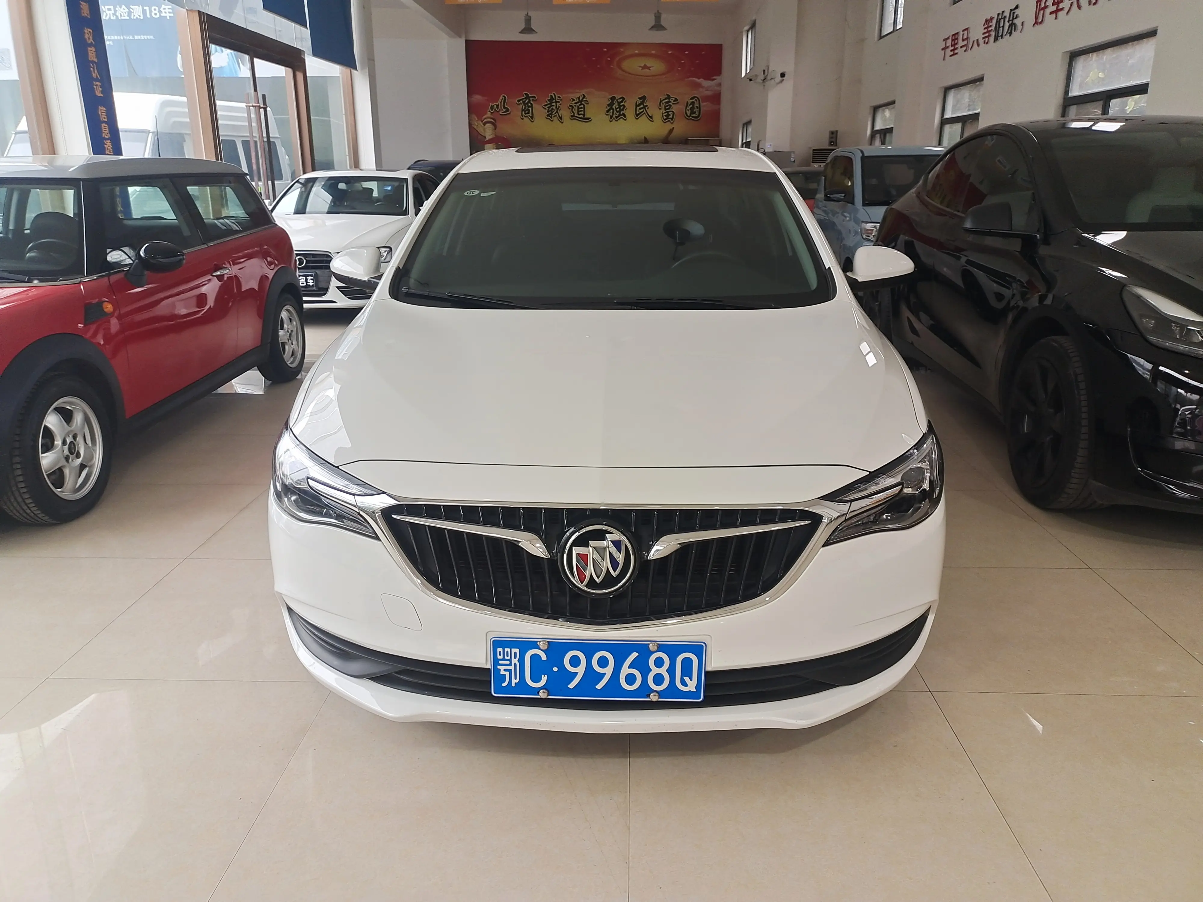Buick Yinglang  из Китая