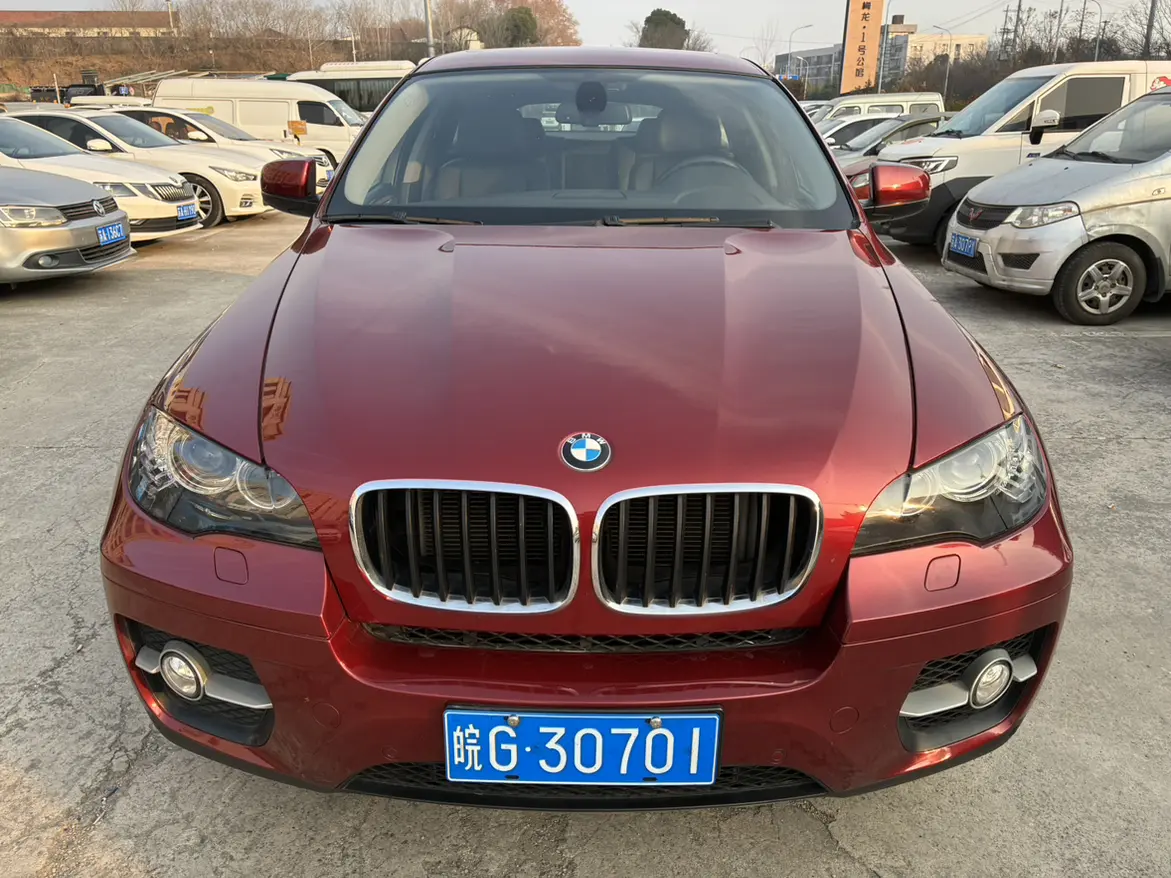 BMW X6  из Китая
