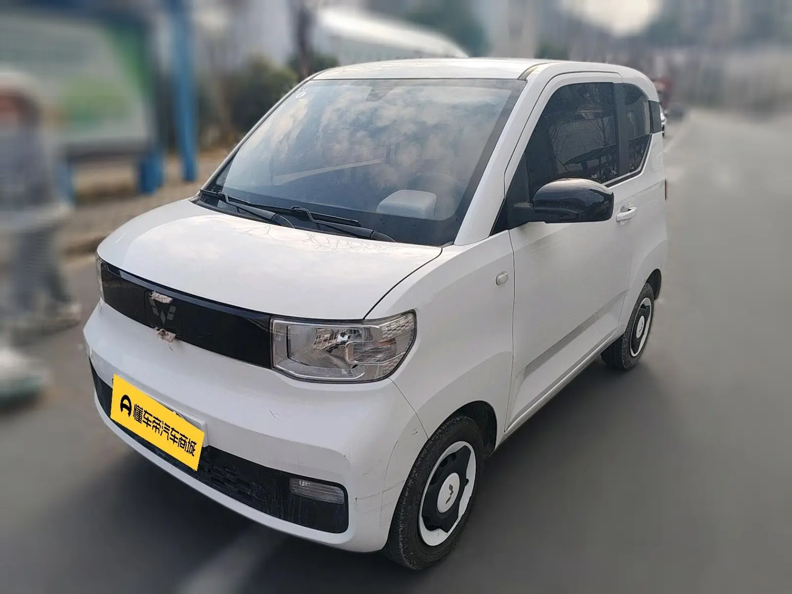 Wuling Hongguang MINIEV  из Китая