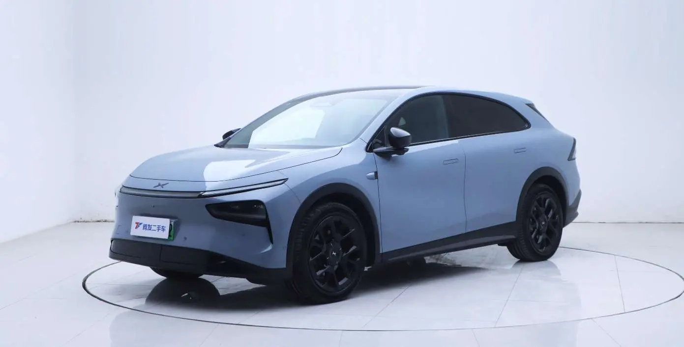 Xpeng G7  из Китая